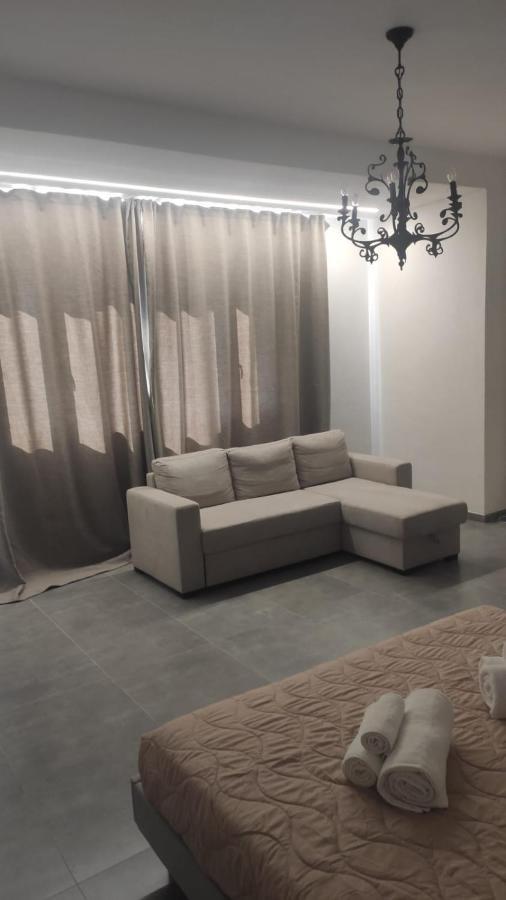 Silver House Монополи Екстериор снимка